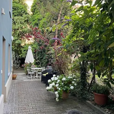 Seeglueck Haeusle - Charmantes Mit Innenhof In Zentraler Altstadtlage Von *