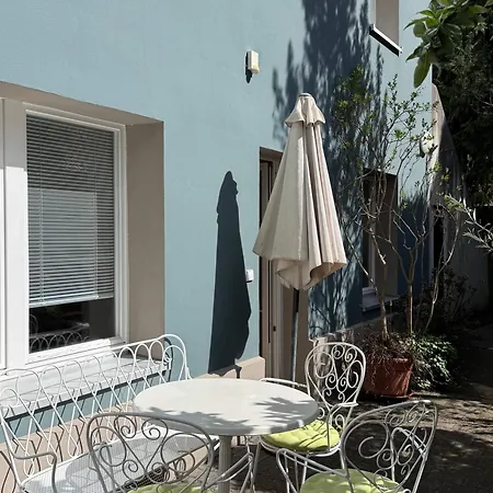 Seeglueck Haeusle - Charmantes Mit Innenhof In Zentraler Altstadtlage Von Apartment Konstanz