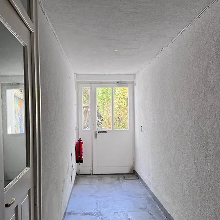 Seeglueck Haeusle - Charmantes Mit Innenhof In Zentraler Altstadtlage Von Apartment Konstanz