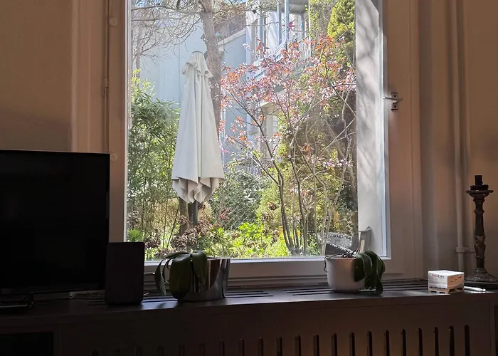 Seeglueck Haeusle - Charmantes Mit Innenhof In Zentraler Altstadtlage Von 公寓 康斯坦茨